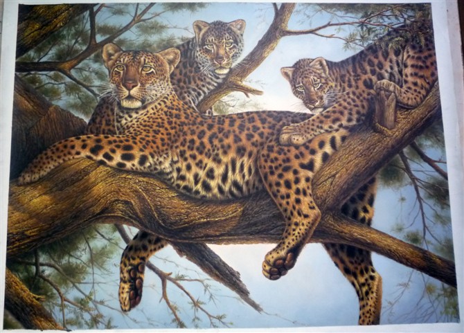  Realistic Leopard Family Painting